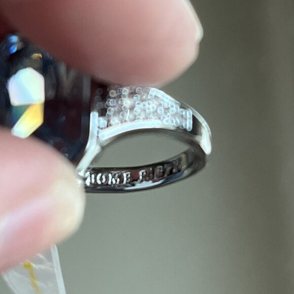 Bomb Party Gorgeous NEW Aquamarine Ice Crystal Sz7 with Pave Rhinestones - Picture 2 of 5